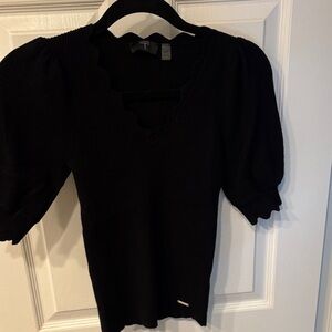 Tahari Black Scalloped Puff Sleeve Blouse